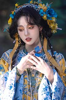 Nguyệt Hoa Trọng Sinh